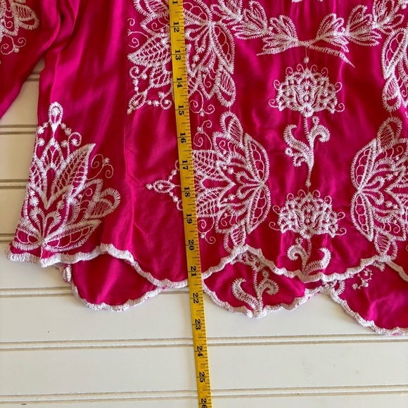 Solitaire Anthropologie Women's Pink Floral Embroidered Scoop Neck Blouse Size L - Picture 10 of 10